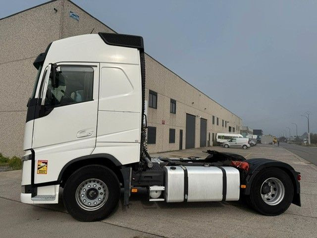 Volvo FH460. Klimaautomatik. Retarder. EU6C. - Tractor unit: picture 2 Volvo FH460. Klimaautomatik. Retarder. EU6C. - Tractor unit: picture 2