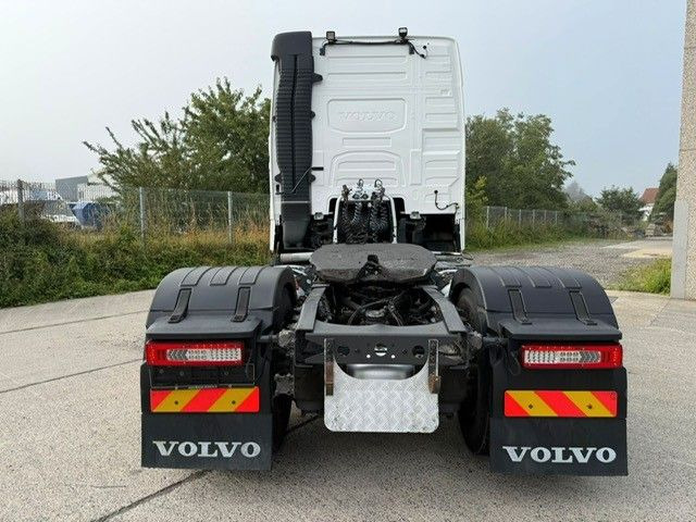 Volvo FH460. Klimaautomatik. Retarder. EU6C. - Tractor unit: picture 4 Volvo FH460. Klimaautomatik. Retarder. EU6C. - Tractor unit: picture 4