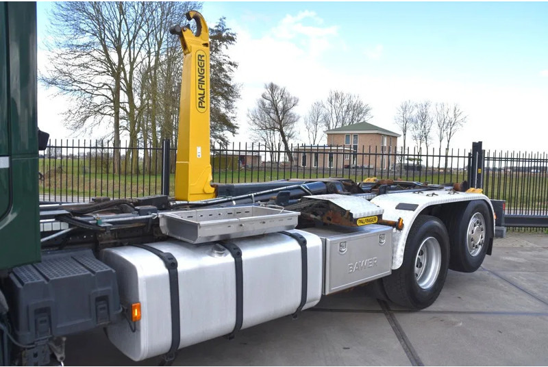 Scania S500 NGS 6x2*4 - HOOKLIFT SYSTEM - RETARDER - PARK. AIRCO - WHEELBASE: 475 CM - PTO - GOOD CONDITION - - Hook lift truck: picture 4 Scania S500 NGS 6x2*4 - HOOKLIFT SYSTEM - RETARDER - PARK. AIRCO - WHEELBASE: 475 CM - PTO - GOOD CONDITION - - Hook lift truck: picture 4