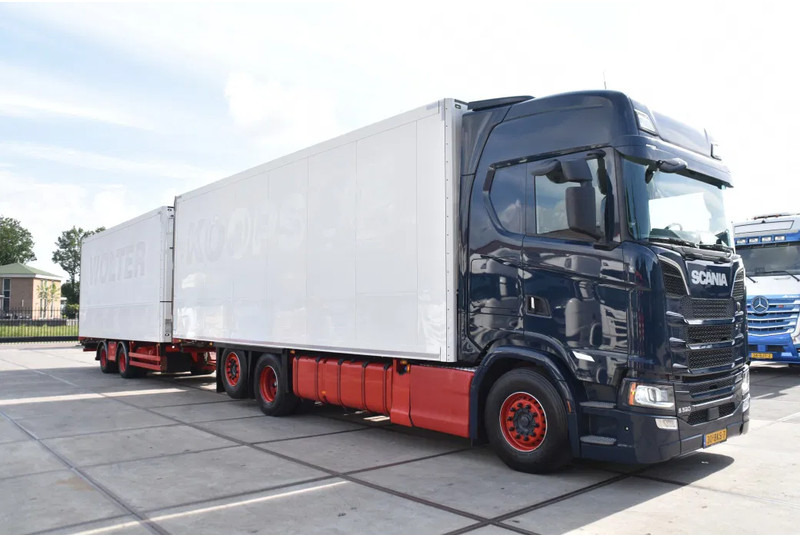Scania S520 V8 NGS 6x2*4NB + SCHMITZ ZKO 20 - THERMO KING - RETARDER - FULL AIR - WHEELBASE: 515 CM - TOP CONDITION - - Refrigerator truck: picture 4 Scania S520 V8 NGS 6x2*4NB + SCHMITZ ZKO 20 - THERMO KING - RETARDER - FULL AIR - WHEELBASE: 515 CM - TOP CONDITION - - Refrigerator truck: picture 4