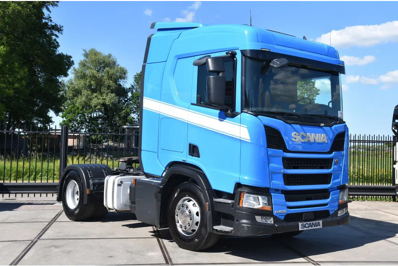 Scania R450 NGS 4x2 - RETARDER - 455 TKM - HYDRAULIC SYSTEM - ACC - NAVI - DIFF. LOCK - EXCELLENT CONDITION - - Tractor unit: picture 2 Scania R450 NGS 4x2 - RETARDER - 455 TKM - HYDRAULIC SYSTEM - ACC - NAVI - DIFF. LOCK - EXCELLENT CONDITION - - Tractor unit: picture 2