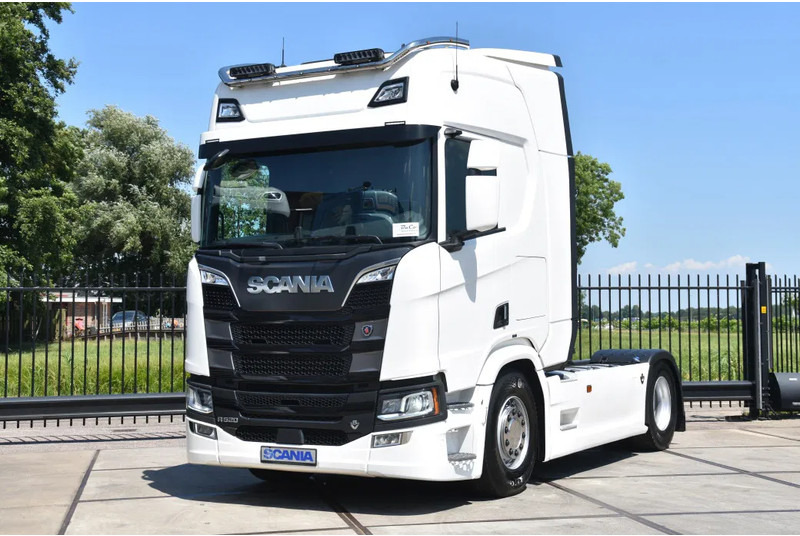 Scania R520 V8 NGS 4x2 - RETARDER - 504 TKM - PARK. AIRCO - ACC - NAVI - 2 x FUEL TANKS - LED LIGHTS - - Tractor unit: picture 2 Scania R520 V8 NGS 4x2 - RETARDER - 504 TKM - PARK. AIRCO - ACC - NAVI - 2 x FUEL TANKS - LED LIGHTS - - Tractor unit: picture 2
