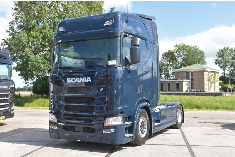 Scania S450 NGS 4x2NB - FULL AIR - 787 TKM - RETARDER - PARK. AIRCO - 2 x FUEL TANKS - TOP CONDITION - - Tractor unit: picture 2 Scania S450 NGS 4x2NB - FULL AIR - 787 TKM - RETARDER - PARK. AIRCO - 2 x FUEL TANKS - TOP CONDITION - - Tractor unit: picture 2