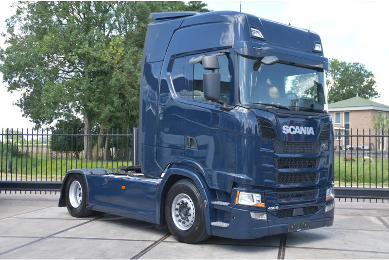 Scania S450 NGS 4x2NB - FULL AIR - 847 TKM - RETARDER - PARK. AIRCO - 2 x FUEL TANKS - TOP CONDITION - - Tractor unit: picture 1 Scania S450 NGS 4x2NB - FULL AIR - 847 TKM - RETARDER - PARK. AIRCO - 2 x FUEL TANKS - TOP CONDITION - - Tractor unit: picture 1