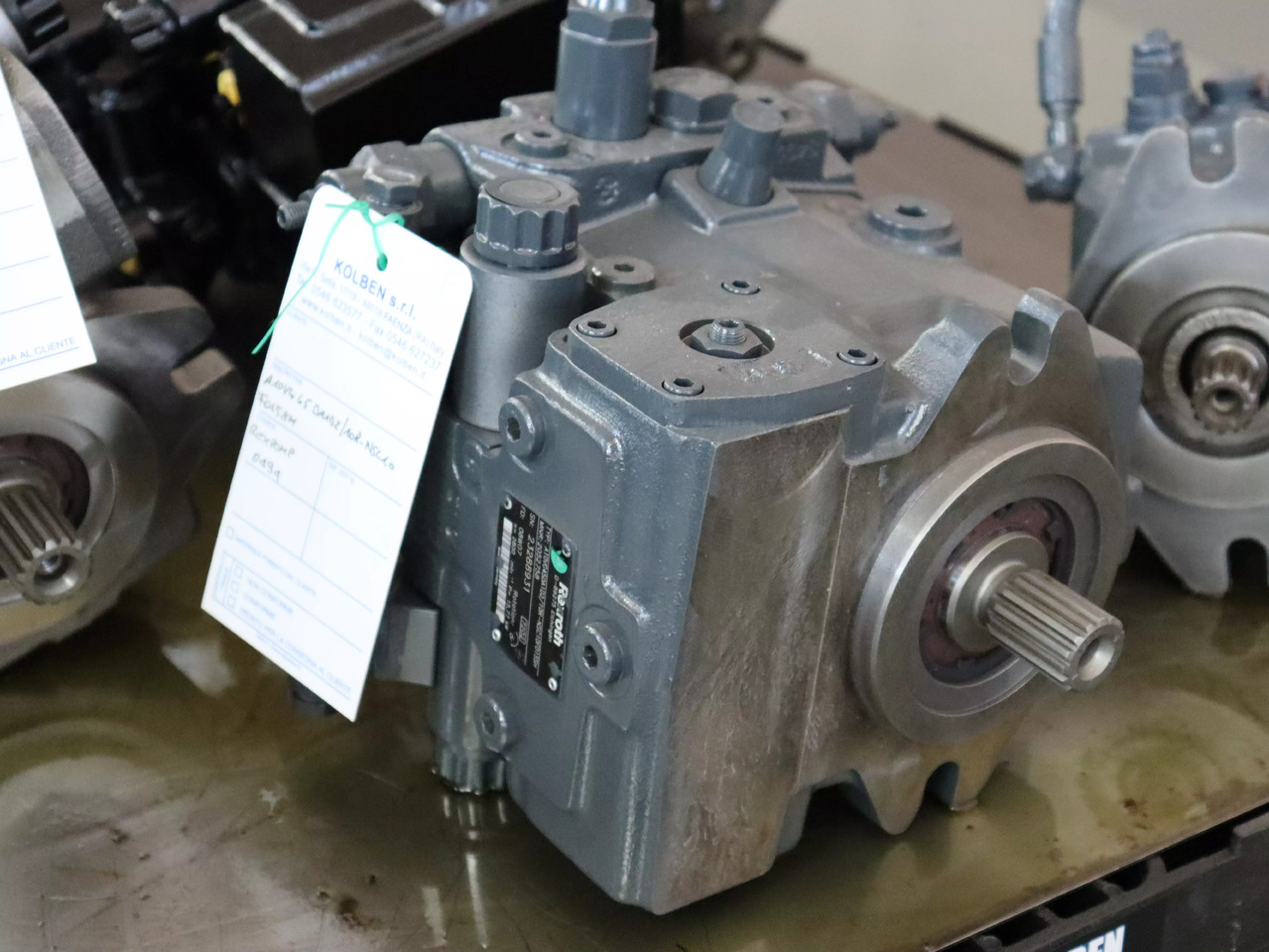 REXROTH A10VG45DA1D2/10R-NSC10F015SH - Hydraulic pump for Material handling equipment: picture 1 REXROTH A10VG45DA1D2/10R-NSC10F015SH - Hydraulic pump for Material handling equipment: picture 1