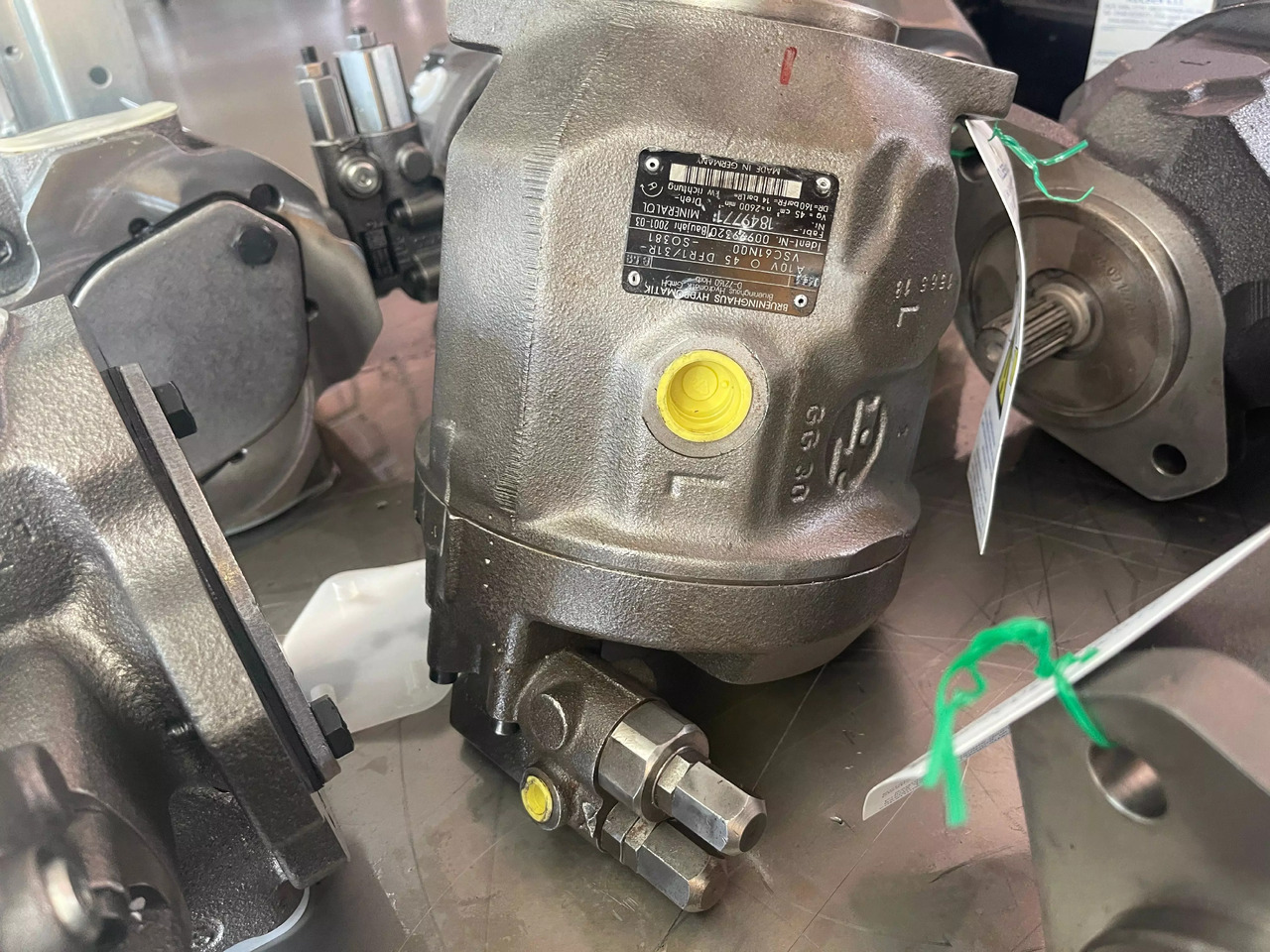REXROTH A10VO45DFR1/31R-VC61N00 - Hydraulic pump for Material handling equipment: picture 1 REXROTH A10VO45DFR1/31R-VC61N00 - Hydraulic pump for Material handling equipment: picture 1