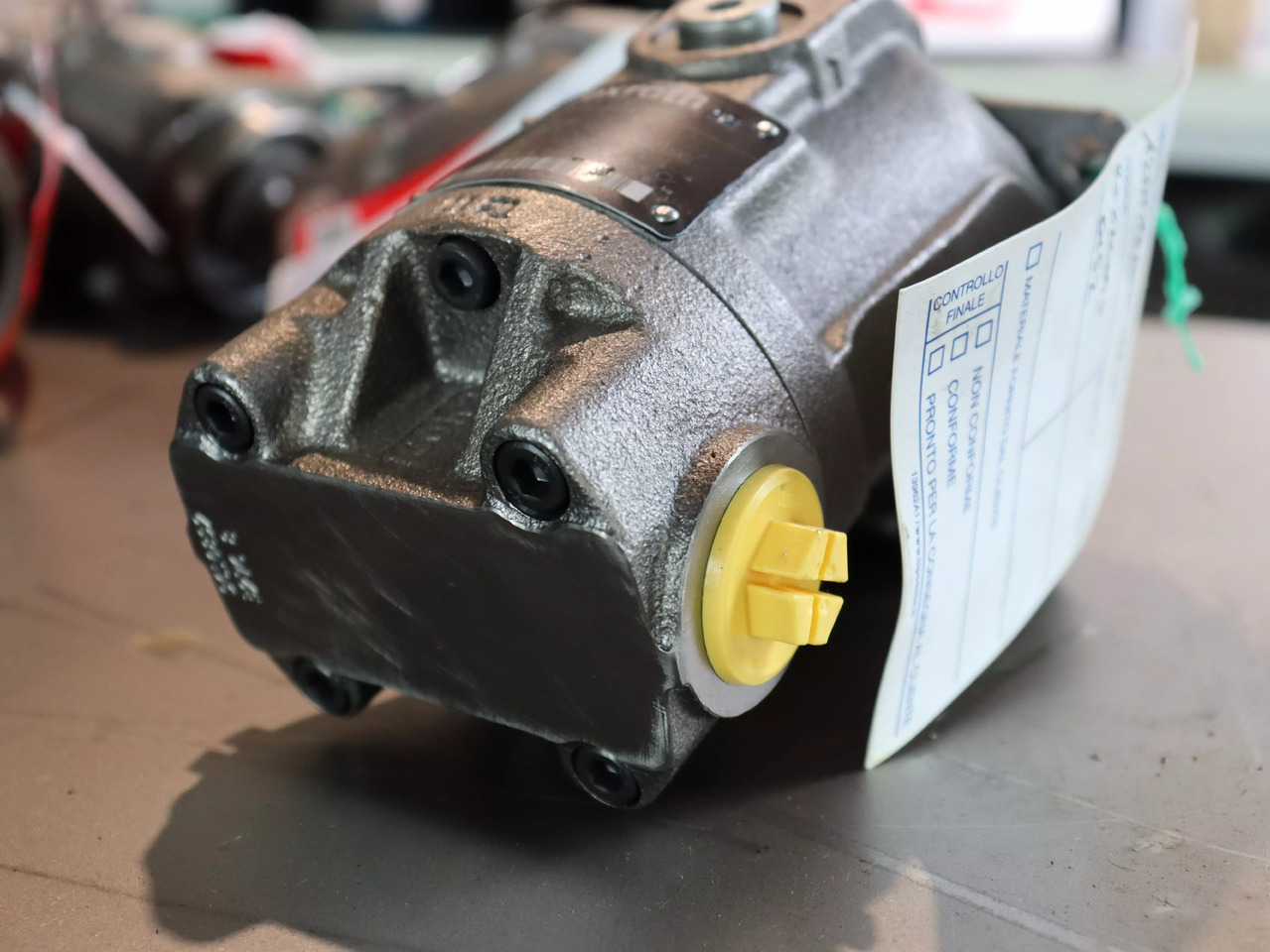 REXROTH A2FM16/61W-VBB030 - Hydraulic motor for Material handling equipment: picture 2 REXROTH A2FM16/61W-VBB030 - Hydraulic motor for Material handling equipment: picture 2
