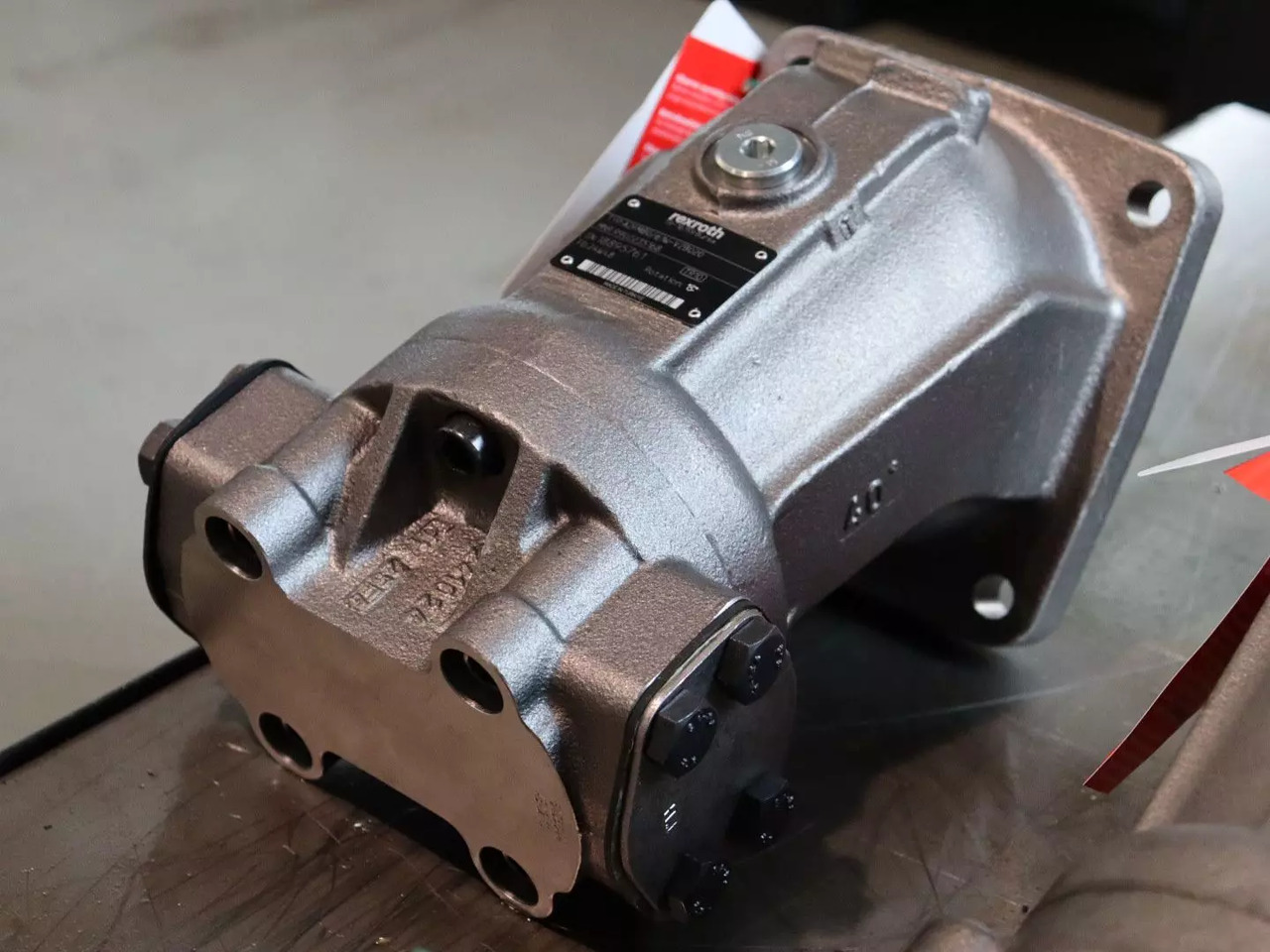 REXROTH A2FM80/61W-VZB020 - Hydraulic motor for Construction machinery: picture 2 REXROTH A2FM80/61W-VZB020 - Hydraulic motor for Construction machinery: picture 2