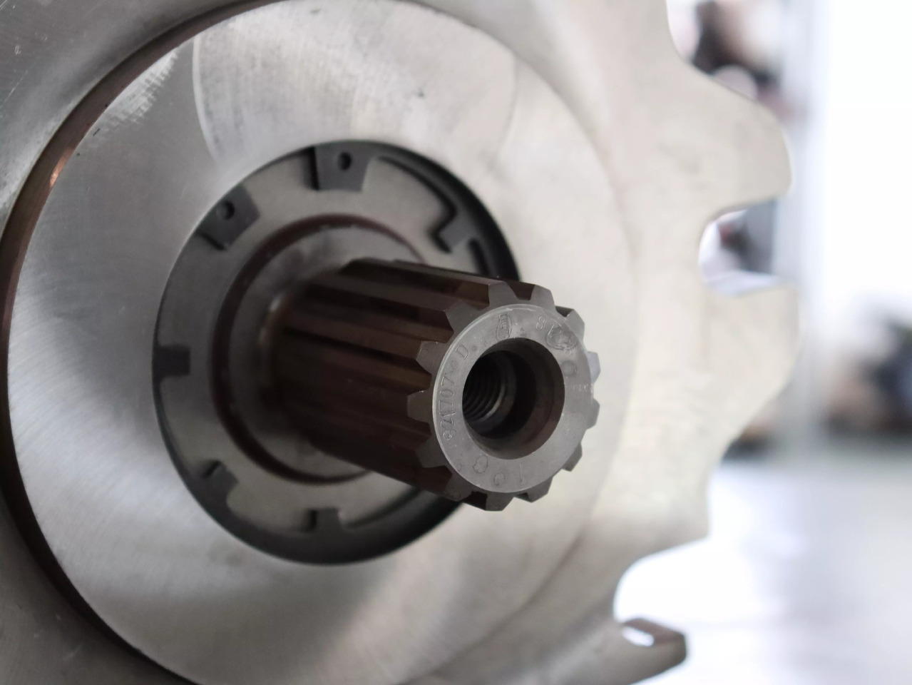 REXROTH A4VG125EP4D1/32R-NSF02F021DH - Hydraulic pump for Material handling equipment: picture 3 REXROTH A4VG125EP4D1/32R-NSF02F021DH - Hydraulic pump for Material handling equipment: picture 3