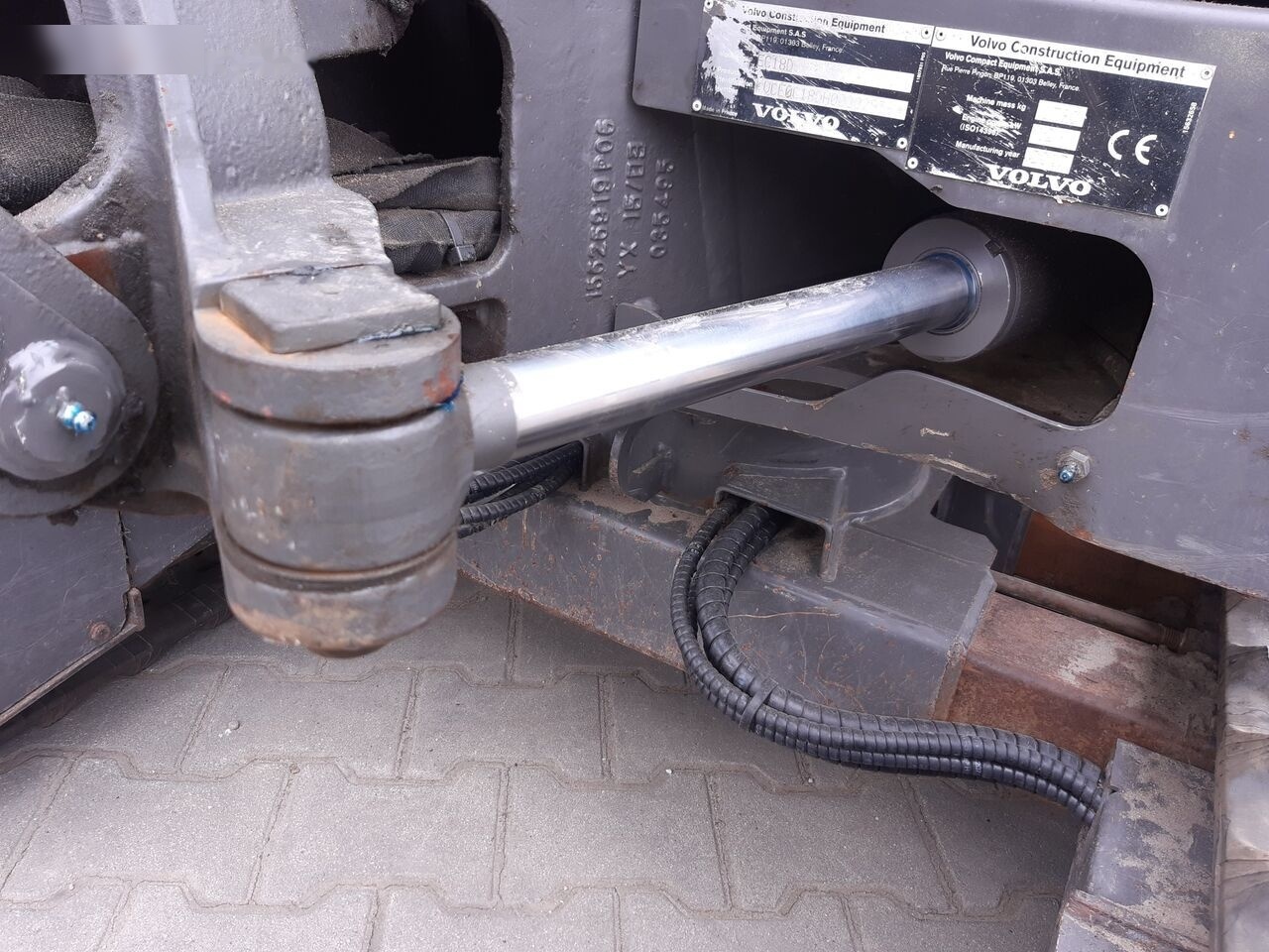 Mini excavator Volvo EC18D: picture 15