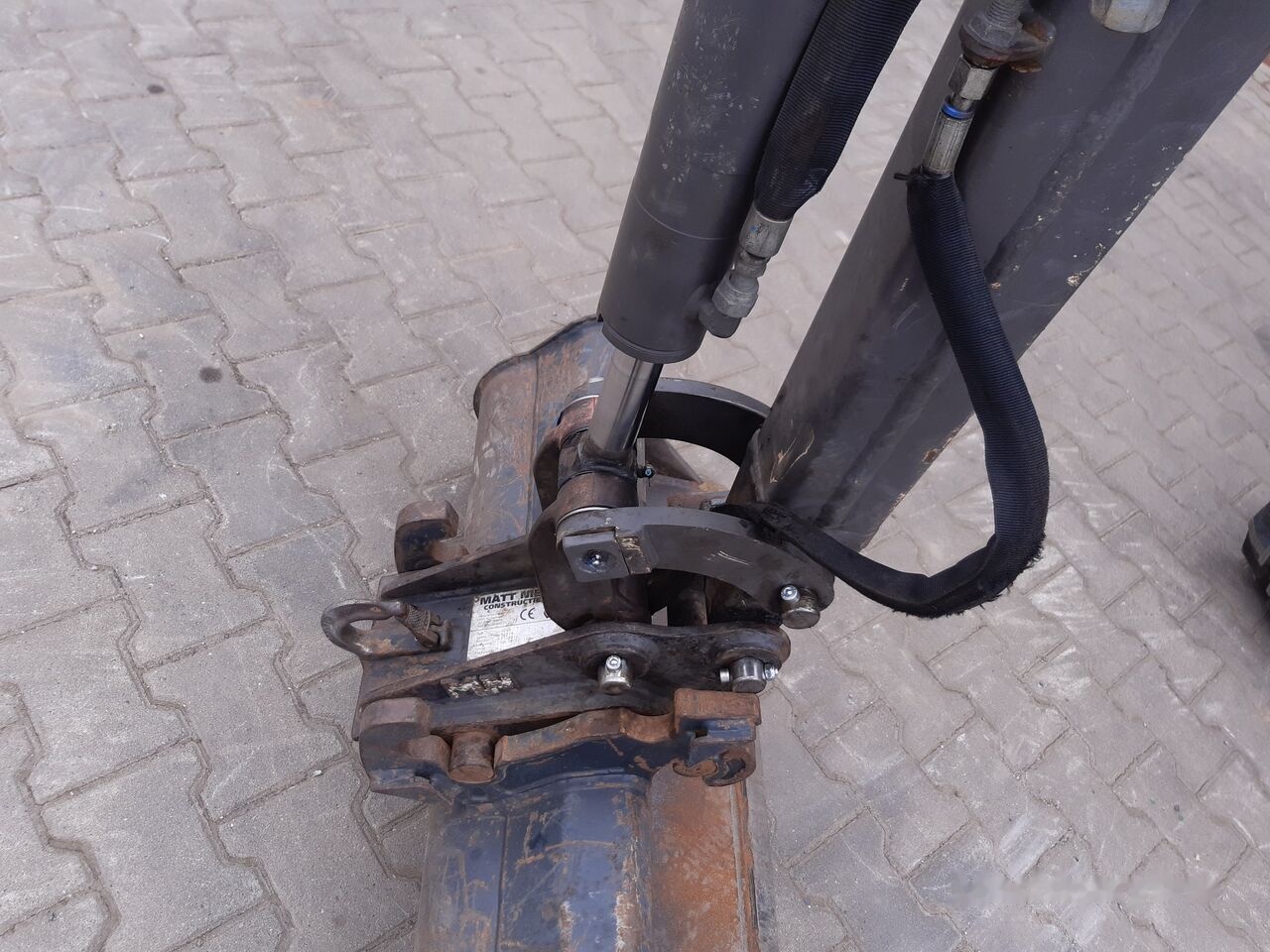 Mini excavator Volvo EC18D: picture 14
