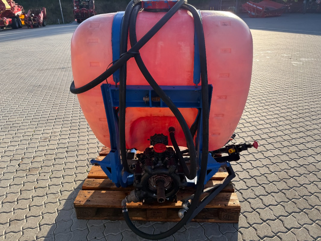 Kverneland UN-3300 - Harvester: picture 3 Kverneland UN-3300 - Harvester: picture 3