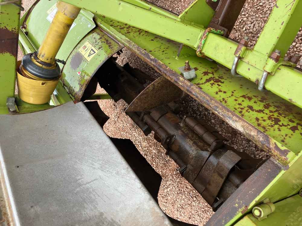 Baselier Baselier LKB 190 2 Row Front Mounted Potato Topper - Harvester: picture 5 Baselier Baselier LKB 190 2 Row Front Mounted Potato Topper - Harvester: picture 5