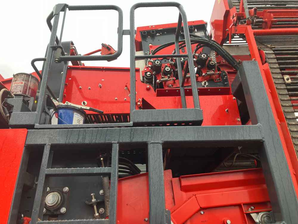 Harvester Dewulf DeWulf, RA3060, 2 Row, Self-Propelled Potato Harvester: picture 18