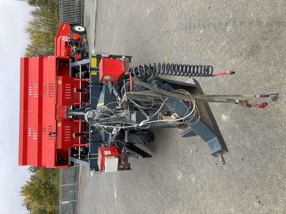 Dewulf Dewulf, MS 2000 RS, 2 Row, Trailed, Belt, Potato Planter - Harvester: picture 3 Dewulf Dewulf, MS 2000 RS, 2 Row, Trailed, Belt, Potato Planter - Harvester: picture 3