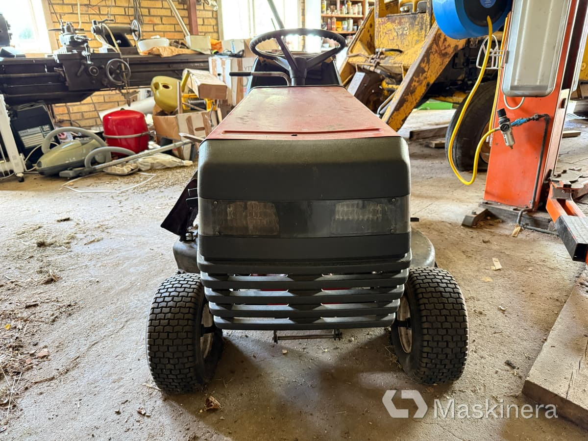 Åkgräsklippare Dynamark 12/38 (Rep. objekt) - Garden mower: picture 2 Åkgräsklippare Dynamark 12/38 (Rep. objekt) - Garden mower: picture 2
