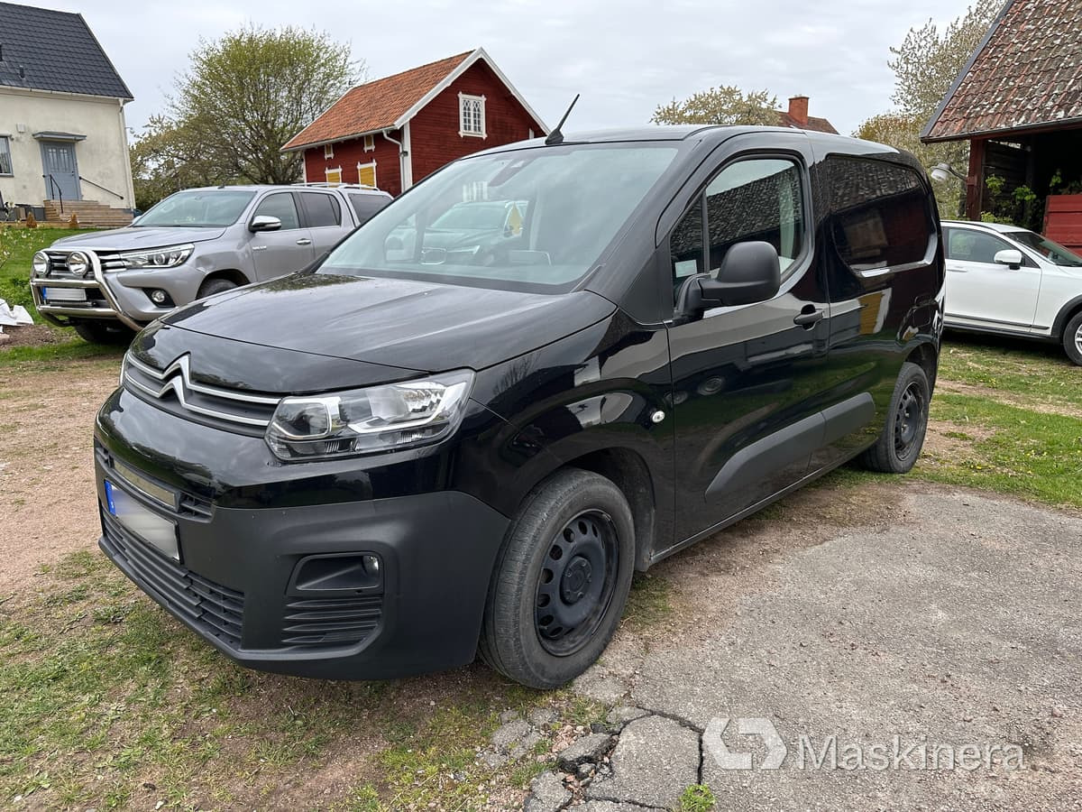 Arbetsbil Citroën Berlingo 1.2 PureTech Aut - Small van: picture 1 Arbetsbil Citroën Berlingo 1.2 PureTech Aut - Small van: picture 1