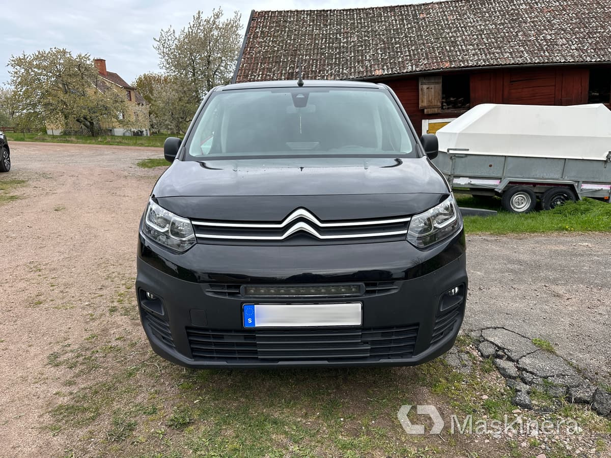 Arbetsbil Citroën Berlingo 1.2 PureTech Aut - Small van: picture 2 Arbetsbil Citroën Berlingo 1.2 PureTech Aut - Small van: picture 2