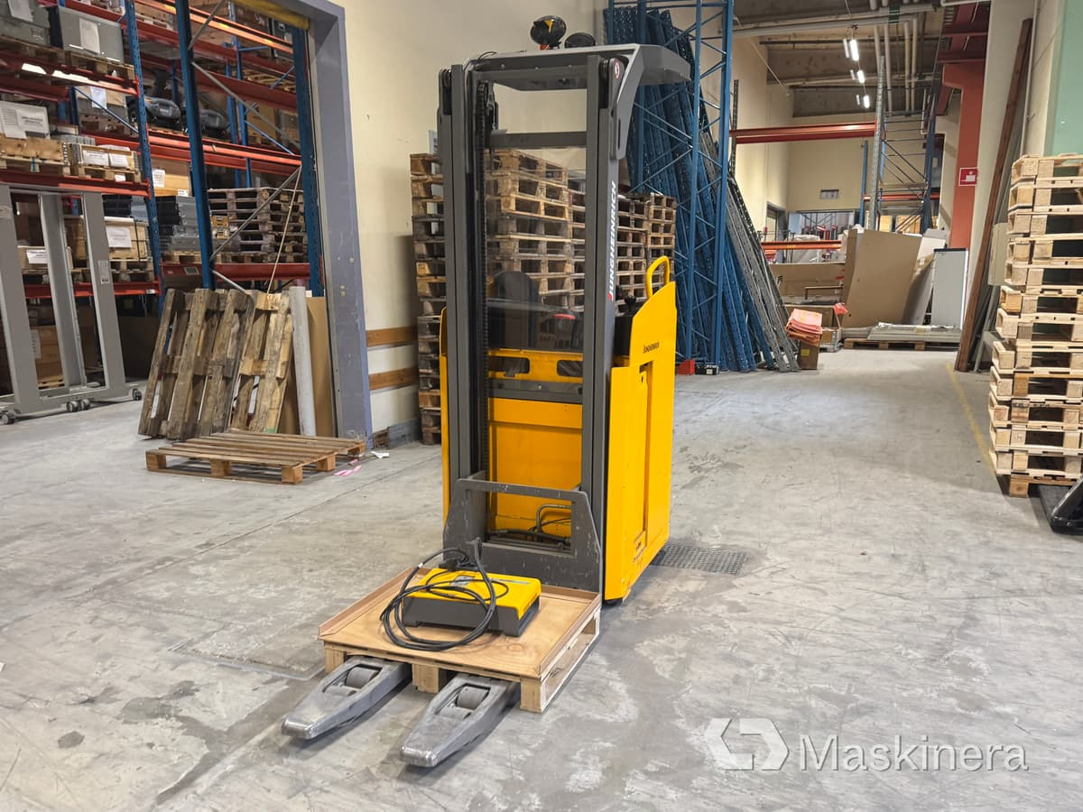 Eltruck Jungheinrich ESC214 - Reach truck: picture 1 Eltruck Jungheinrich ESC214 - Reach truck: picture 1