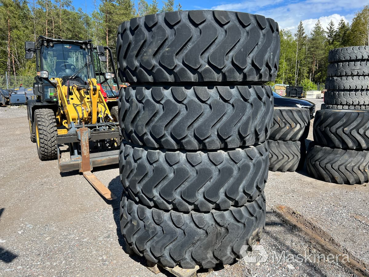 Entreprenaddäck Michelin 20.5R25 - Wheel and tire package for Construction machinery: picture 4 Entreprenaddäck Michelin 20.5R25 - Wheel and tire package for Construction machinery: picture 4