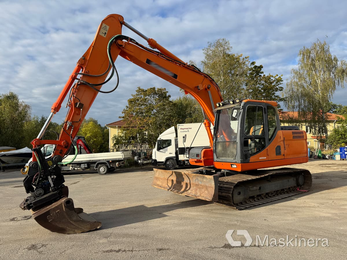 Grävmaskin Doosan DX140LC - Crawler excavator: picture 1 Grävmaskin Doosan DX140LC - Crawler excavator: picture 1