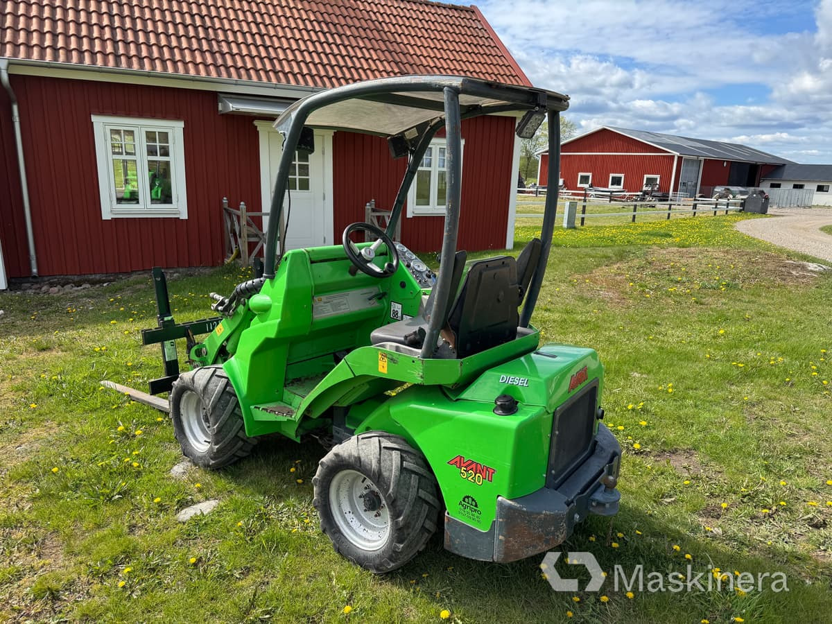 Kompaktlastare Avant 520 med pallgafflar - Compact loader: picture 5 Kompaktlastare Avant 520 med pallgafflar - Compact loader: picture 5