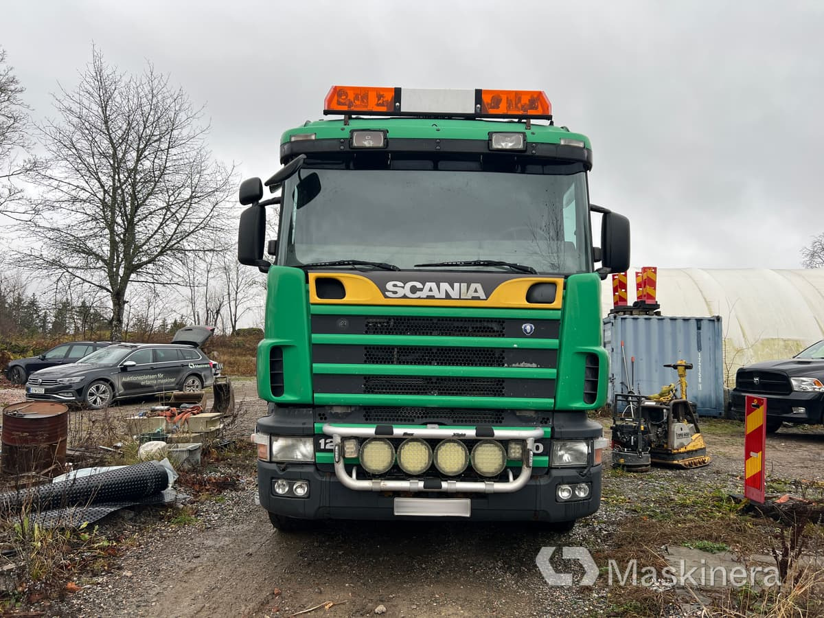 Lastväxlare Scania R124GB8X4 - Hook lift truck: picture 2 Lastväxlare Scania R124GB8X4 - Hook lift truck: picture 2