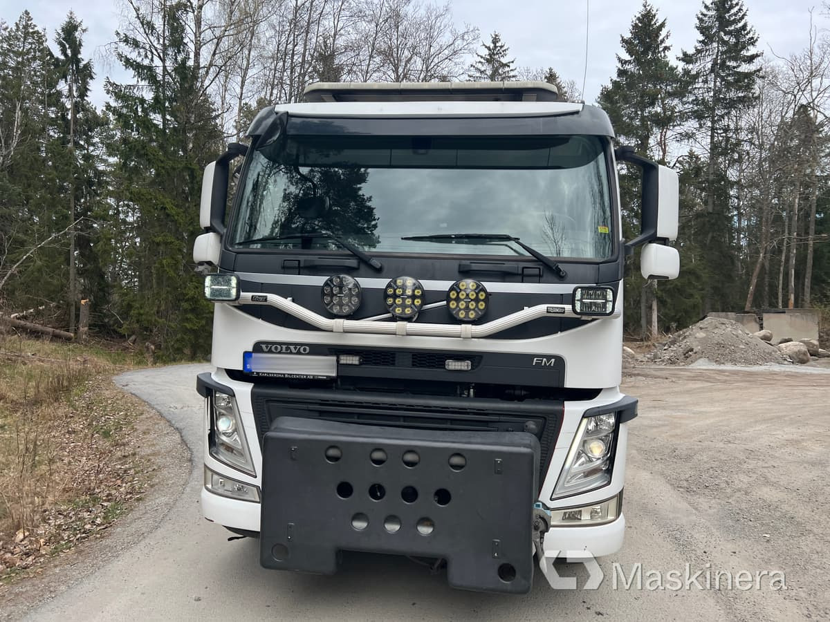 Lastväxlare Volvo FM Plog/Saltutrustad - Other machinery: picture 2 Lastväxlare Volvo FM Plog/Saltutrustad - Other machinery: picture 2