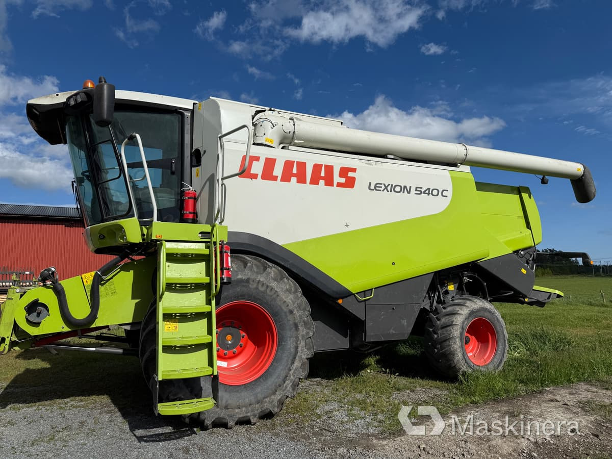 Skördetröska Claas Lexion 540C - Other machinery: picture 2 Skördetröska Claas Lexion 540C - Other machinery: picture 2