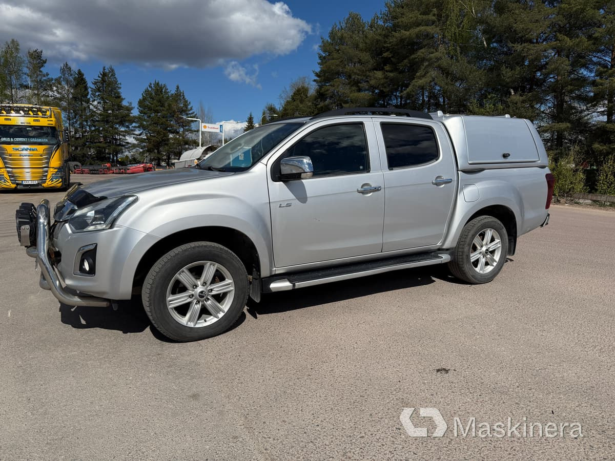 Pickup Isuzu D-max Craftsman 4X4 - Small van: picture 1 Pickup Isuzu D-max Craftsman 4X4 - Small van: picture 1