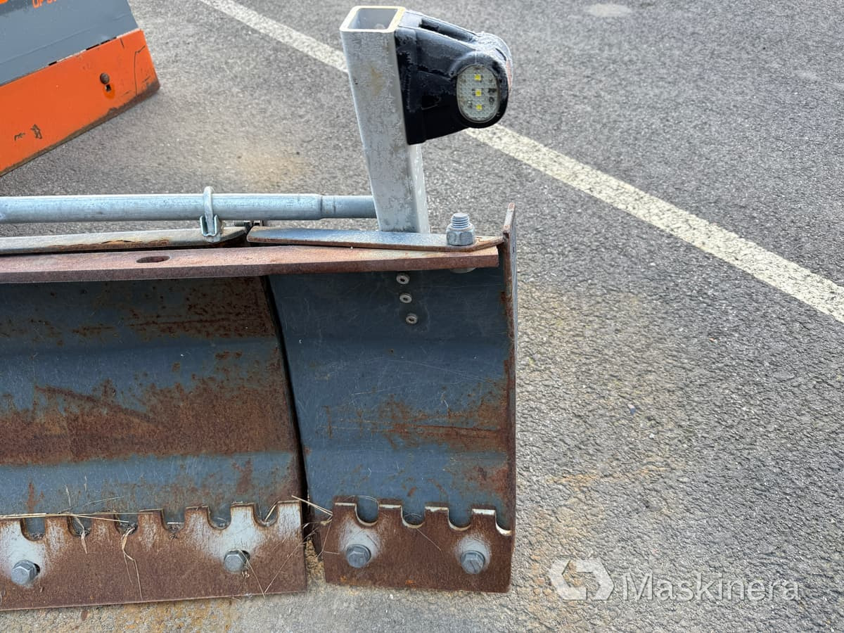 Sami A410365 Schaktblad / Snöplog 2500mm med Avantfäste - Snow plough: picture 4 Sami A410365 Schaktblad / Snöplog 2500mm med Avantfäste - Snow plough: picture 4