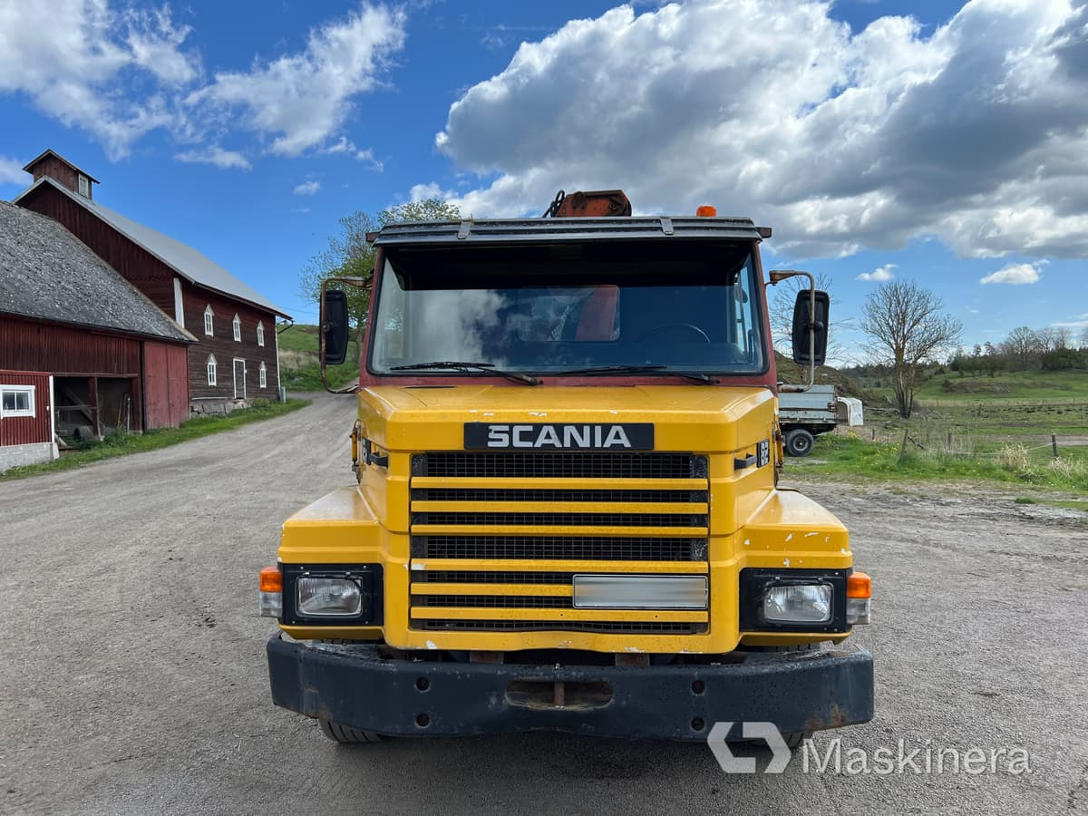 Scania T82HL4X2LS46KK Kran / tippbil Scania 82H - Tipper, Crane truck: picture 2 Scania T82HL4X2LS46KK Kran / tippbil Scania 82H - Tipper, Crane truck: picture 2