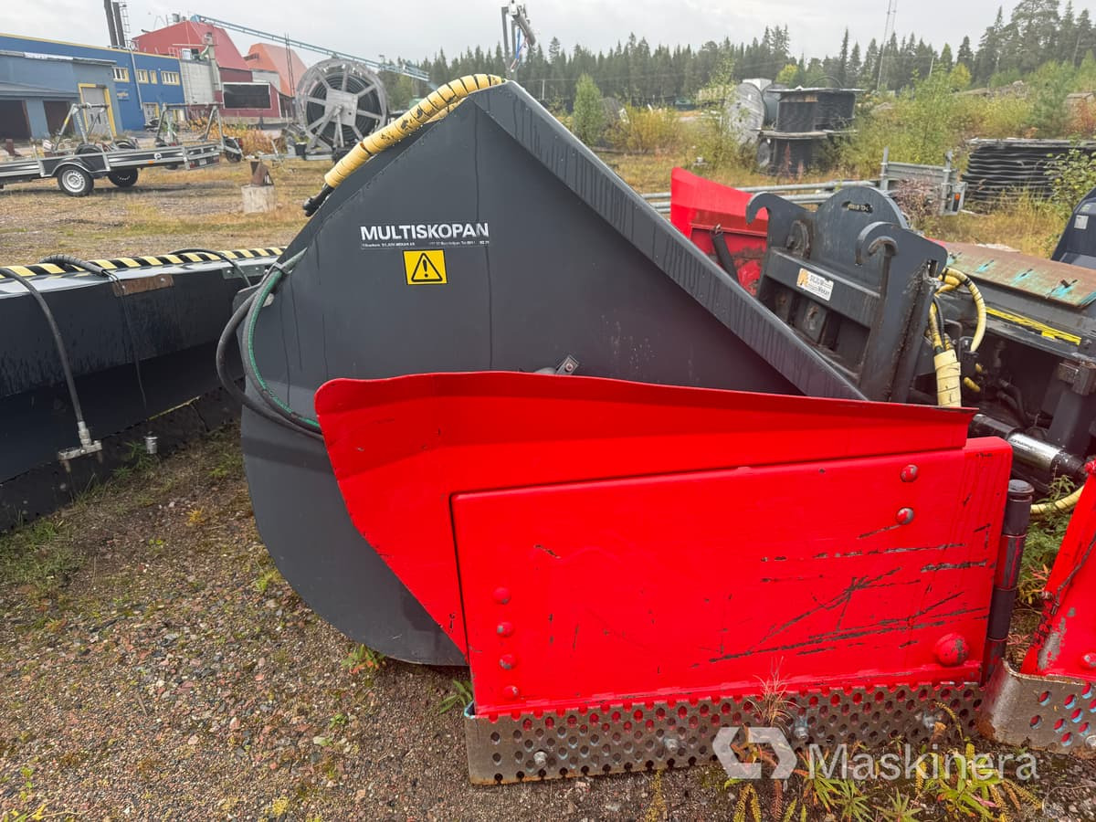 Siljum Mekan MS 5.0 Multiskopa Siljum 5-kubik - Loader bucket: picture 2 Siljum Mekan MS 5.0 Multiskopa Siljum 5-kubik - Loader bucket: picture 2