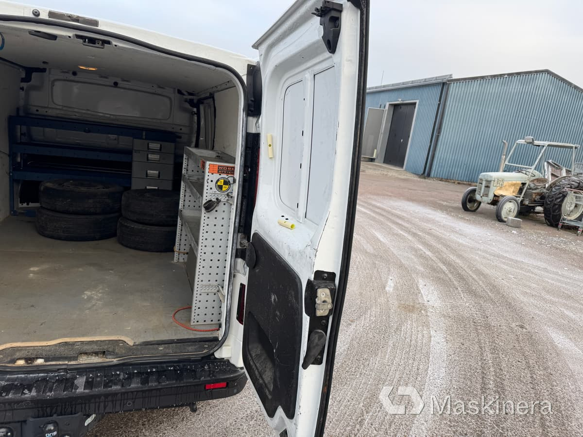 Leasing of  Skåpbil Opel Vivaro-B Skåpbil Opel Vivaro-B: picture 26
