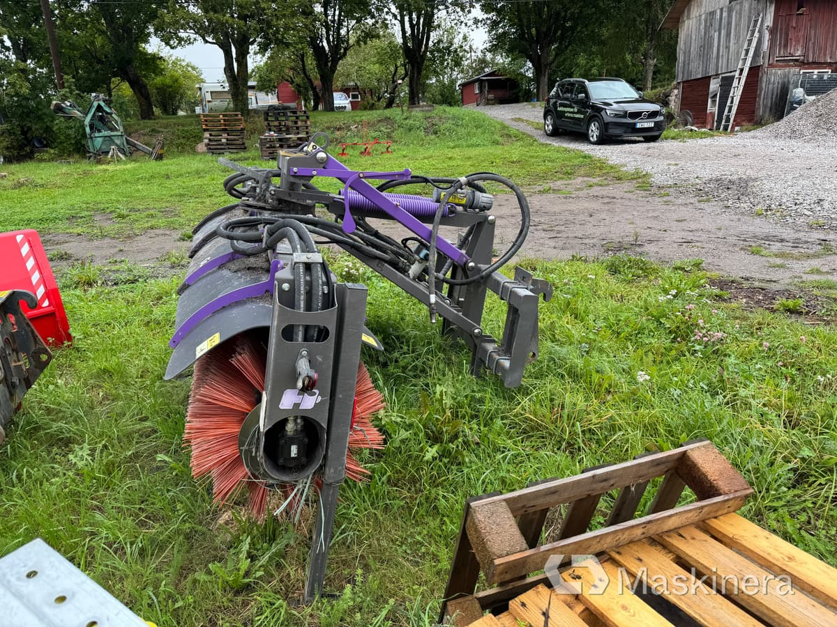Sopvals Holms SL-2,5 - Broom: picture 3 Sopvals Holms SL-2,5 - Broom: picture 3