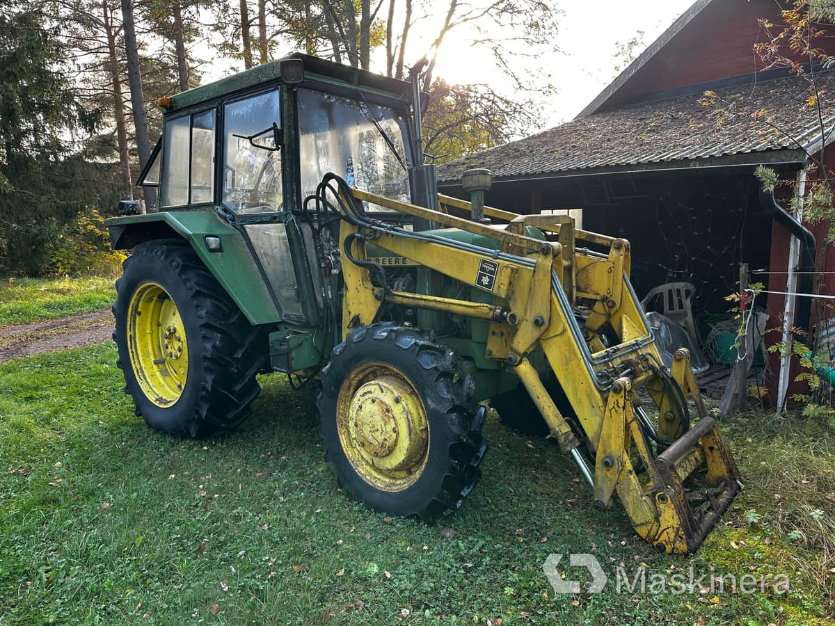 Farm tractor Traktor John Deere 2130 (Rep.objekt): picture 1