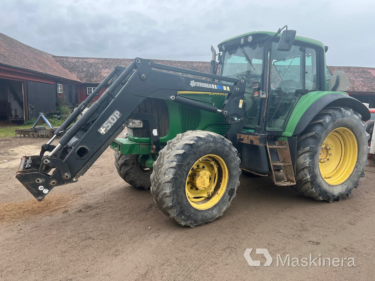 Traktor John Deere 6620 med lastare - Farm tractor: picture 1 Traktor John Deere 6620 med lastare - Farm tractor: picture 1