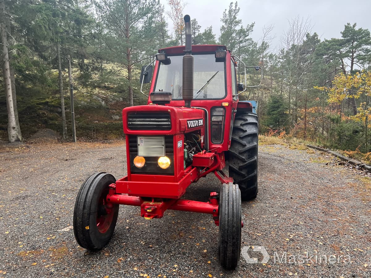 Traktor Volvo BM 650 + Tippkärra - Farm tractor: picture 3 Traktor Volvo BM 650 + Tippkärra - Farm tractor: picture 3