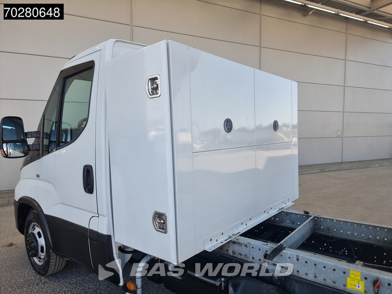 Iveco Daily 35C14 Kipper met Kist Dubbellucht 3,5t Trekhaak Airco Cruise Camera Euro6 Tipper Benne Kieper Airco Trekhaak Cruise control - Tipper van: picture 3 Iveco Daily 35C14 Kipper met Kist Dubbellucht 3,5t Trekhaak Airco Cruise Camera Euro6 Tipper Benne Kieper Airco Trekhaak Cruise control - Tipper van: picture 3
