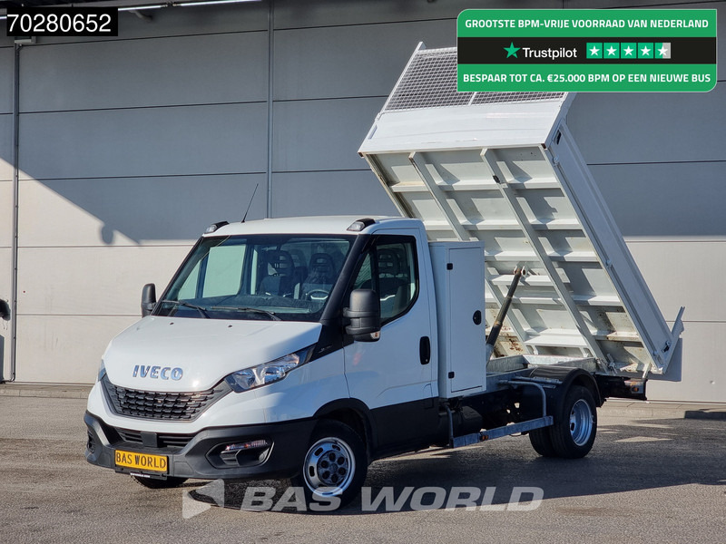 Iveco Daily 35C14 Kipper met Kist Dubbellucht 3,5t Trekhaak Airco Cruise Euro6 Tipper Benne Kieper 2m3 Airco Trekhaak Cruise control - Tipper van: picture 1 Iveco Daily 35C14 Kipper met Kist Dubbellucht 3,5t Trekhaak Airco Cruise Euro6 Tipper Benne Kieper 2m3 Airco Trekhaak Cruise control - Tipper van: picture 1