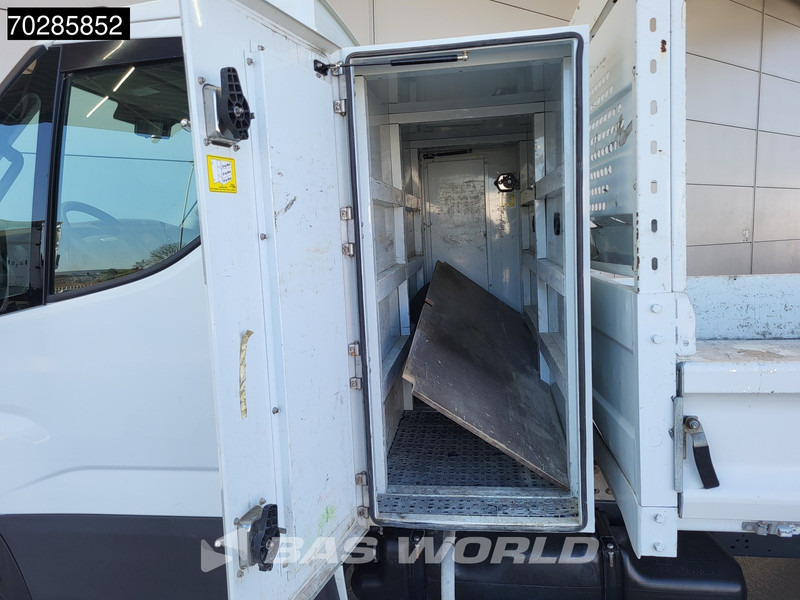 Iveco Daily 35C14 Open Laadbak met Kist Dubbellucht 3,5t Trekhaak Airco Cruise Euro6 Pritsche Pickup Open Box Airco Trekhaak Cruise control - Flatbed van: picture 3 Iveco Daily 35C14 Open Laadbak met Kist Dubbellucht 3,5t Trekhaak Airco Cruise Euro6 Pritsche Pickup Open Box Airco Trekhaak Cruise control - Flatbed van: picture 3
