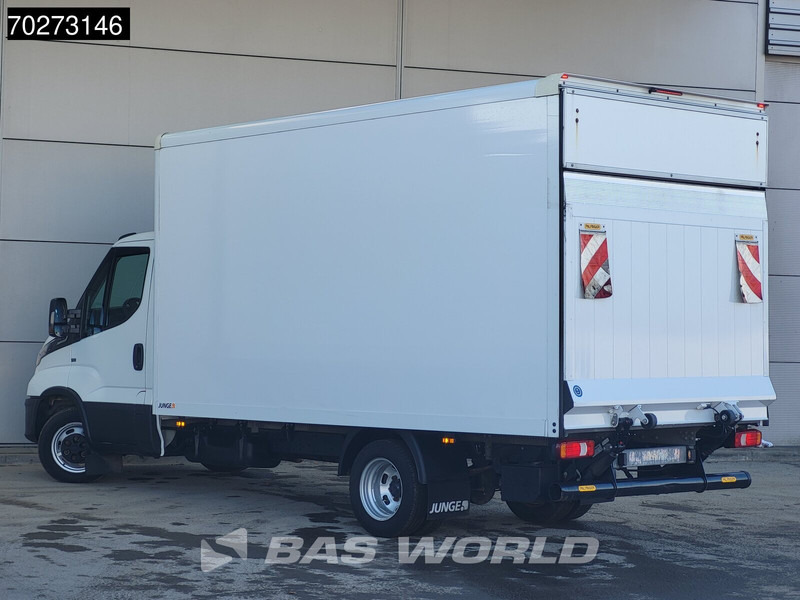 Iveco Daily 35C16 Automaat Laadklep Bakwagen Airco Camera Dubbellucht Meubelbak Koffer 19m3 Airco - Box van: picture 2 Iveco Daily 35C16 Automaat Laadklep Bakwagen Airco Camera Dubbellucht Meubelbak Koffer 19m3 Airco - Box van: picture 2
