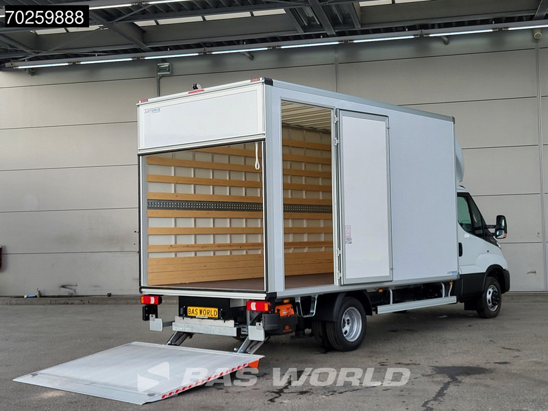 Iveco Daily 35C18 Laadklep Automaat Luchtvering Zijdeur Bakwagen Navi LED Airco Cruise Camera Lat om Lat Euro6 Meubelbak Koffer 22m3 Airco C - Box van: picture 3 Iveco Daily 35C18 Laadklep Automaat Luchtvering Zijdeur Bakwagen Navi LED Airco Cruise Camera Lat om Lat Euro6 Meubelbak Koffer 22m3 Airco C - Box van: picture 3