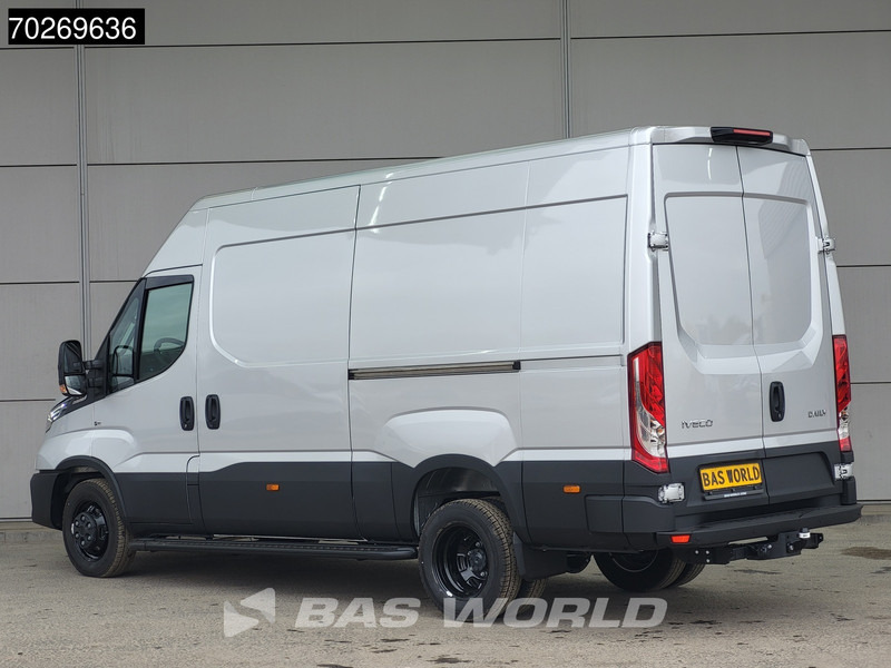 Iveco Daily 35C21 2025 Black Edtion model! 210PK 2x Schuifdeur Dubbellucht LED ACC CarPlay 3.5t trekhaak L2H2 12m3 Airco - Panel van: picture 2 Iveco Daily 35C21 2025 Black Edtion model! 210PK 2x Schuifdeur Dubbellucht LED ACC CarPlay 3.5t trekhaak L2H2 12m3 Airco - Panel van: picture 2