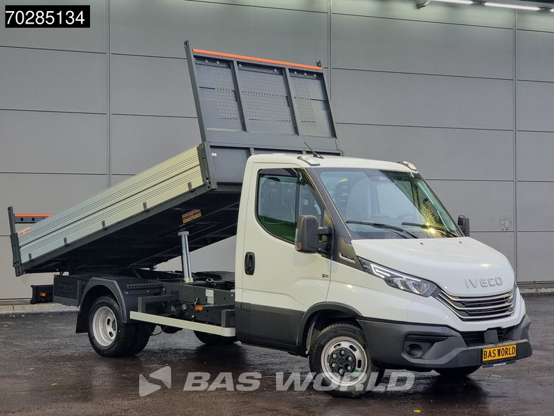 Iveco Daily 35C21 3.0L 210PK Automaat Open Laadbak 2025 model ACC Airco CarPlay Pritsche Pickup Open Box Airco - Flatbed van: picture 2 Iveco Daily 35C21 3.0L 210PK Automaat Open Laadbak 2025 model ACC Airco CarPlay Pritsche Pickup Open Box Airco - Flatbed van: picture 2