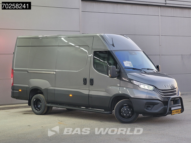 Iveco Daily 35C21 3.0L Automaat 2025model Black Edition L2H2 ACC Camera LED CarPlay Dubbellucht L2 12m3 Airco - Panel van: picture 5 Iveco Daily 35C21 3.0L Automaat 2025model Black Edition L2H2 ACC Camera LED CarPlay Dubbellucht L2 12m3 Airco - Panel van: picture 5