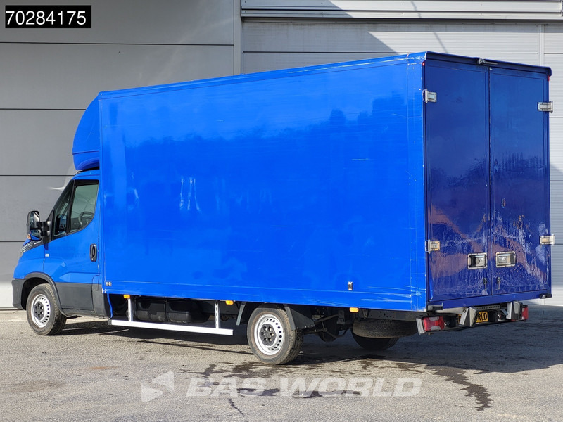 Iveco Daily 35S14 Automaat Bakwagen Achterdeuren 488cm lang! Airco Cruise Euro6 Meubelbak Koffer 23m3 Airco Cruise control - Box van: picture 2 Iveco Daily 35S14 Automaat Bakwagen Achterdeuren 488cm lang! Airco Cruise Euro6 Meubelbak Koffer 23m3 Airco Cruise control - Box van: picture 2