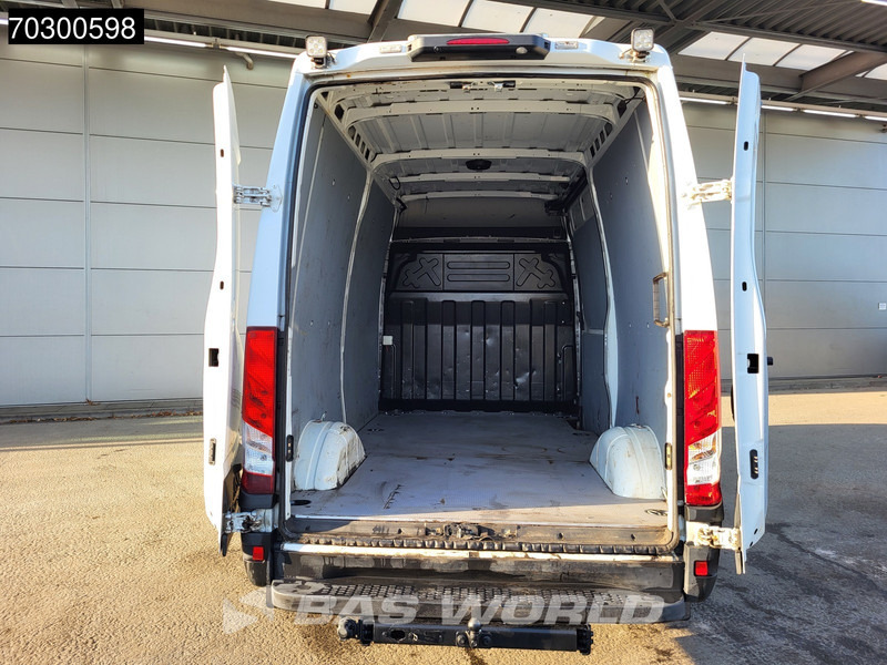 Iveco Daily 35S16 Automaat L2H2 3,5t Trekhaak Navi Airco Cruise Camera Standkachel Euro6 L2 Airco Trekhaak - Panel van: picture 3 Iveco Daily 35S16 Automaat L2H2 3,5t Trekhaak Navi Airco Cruise Camera Standkachel Euro6 L2 Airco Trekhaak - Panel van: picture 3