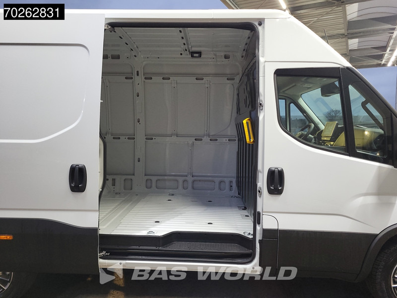 Iveco Daily 35S21 210PK 3.0L Automaat 2025 model L2H2 ACC LED CarPlay Velgen Camera 12m3 Airco - Panel van: picture 3 Iveco Daily 35S21 210PK 3.0L Automaat 2025 model L2H2 ACC LED CarPlay Velgen Camera 12m3 Airco - Panel van: picture 3