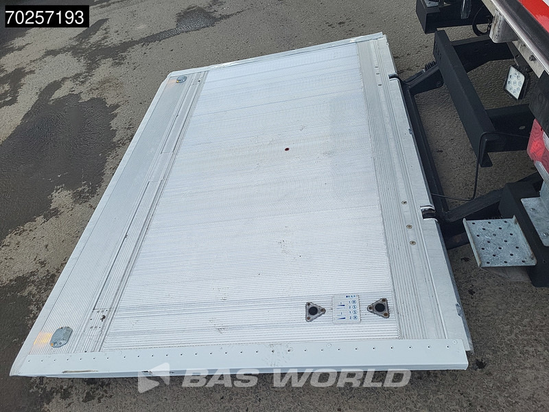 Leasing of Iveco Daily 72C21 Automaat Koelwagen Laadklep Thermo King Kühlwagen Koel Vries Vriezer Bakwagen Airco Cruise control Iveco Daily 72C21 Automaat Koelwagen Laadklep Thermo King Kühlwagen Koel Vries Vriezer Bakwagen Airco Cruise control: picture 9